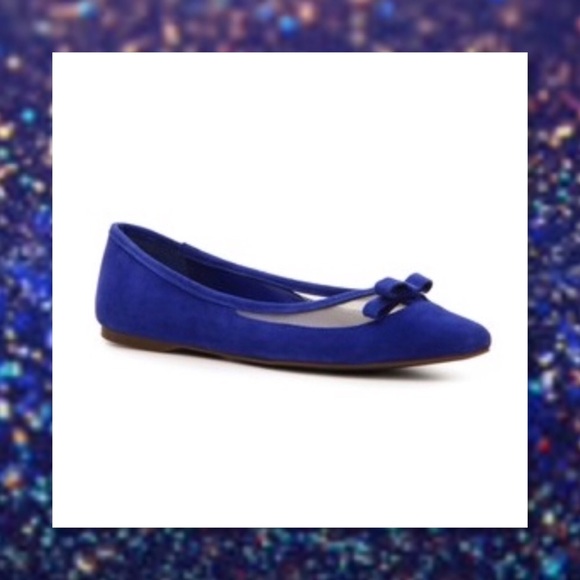 JUST IN🆕BCBG Suede Flats Blue NIB MSRP $79 - Picture 2 of 6